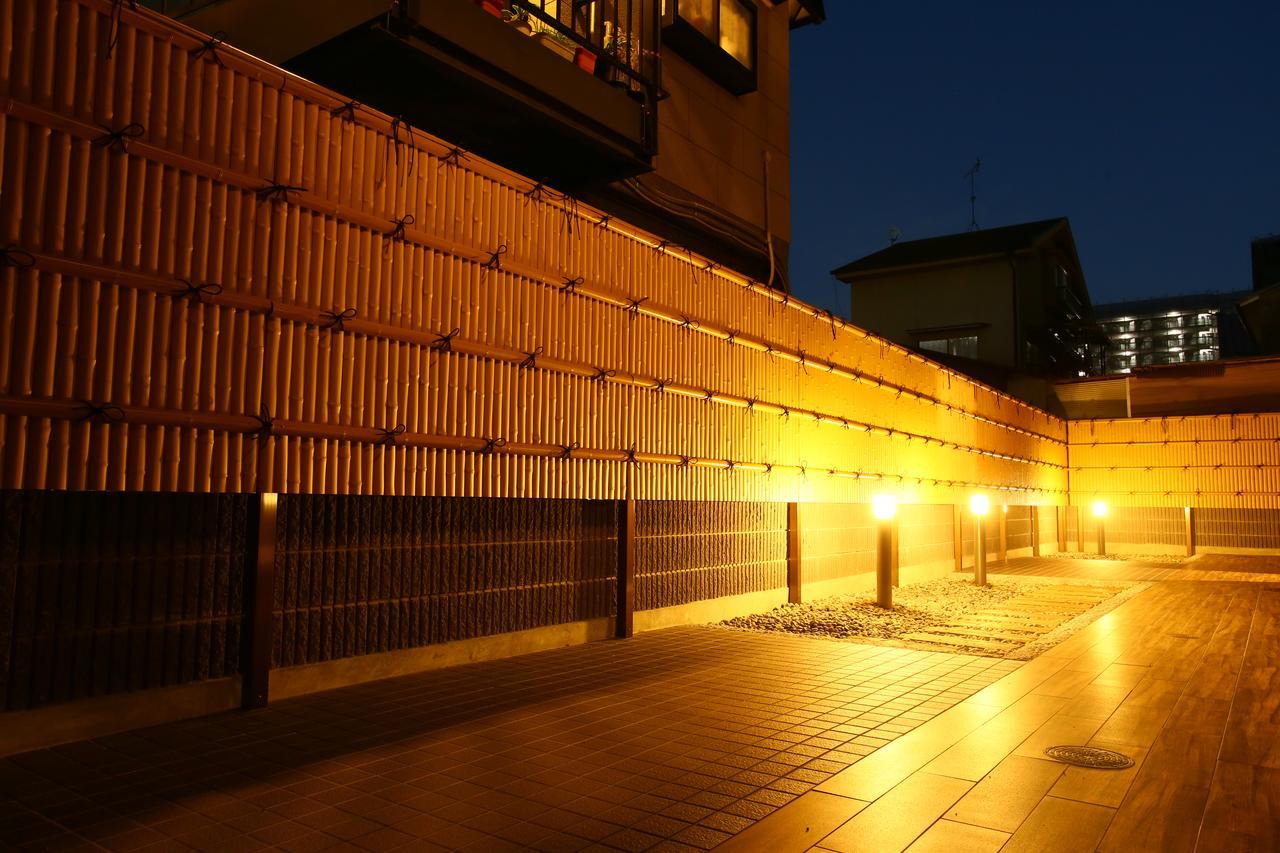 Japaning Shichihonmatsu Kyoto